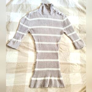 EUC International Concepts Sweater